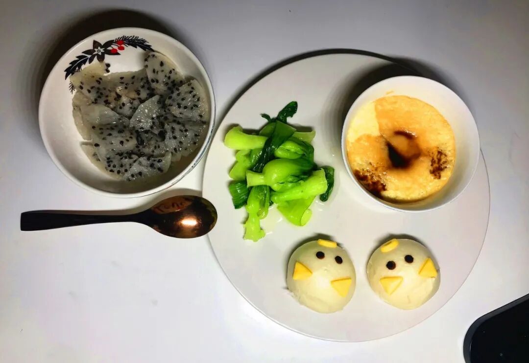 白白胖胖,充满希望;吃好喝好,长生不老!